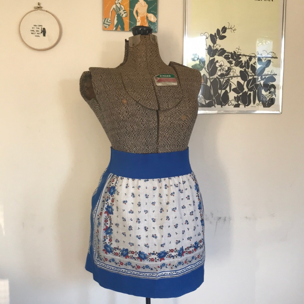 Apron style skirt.